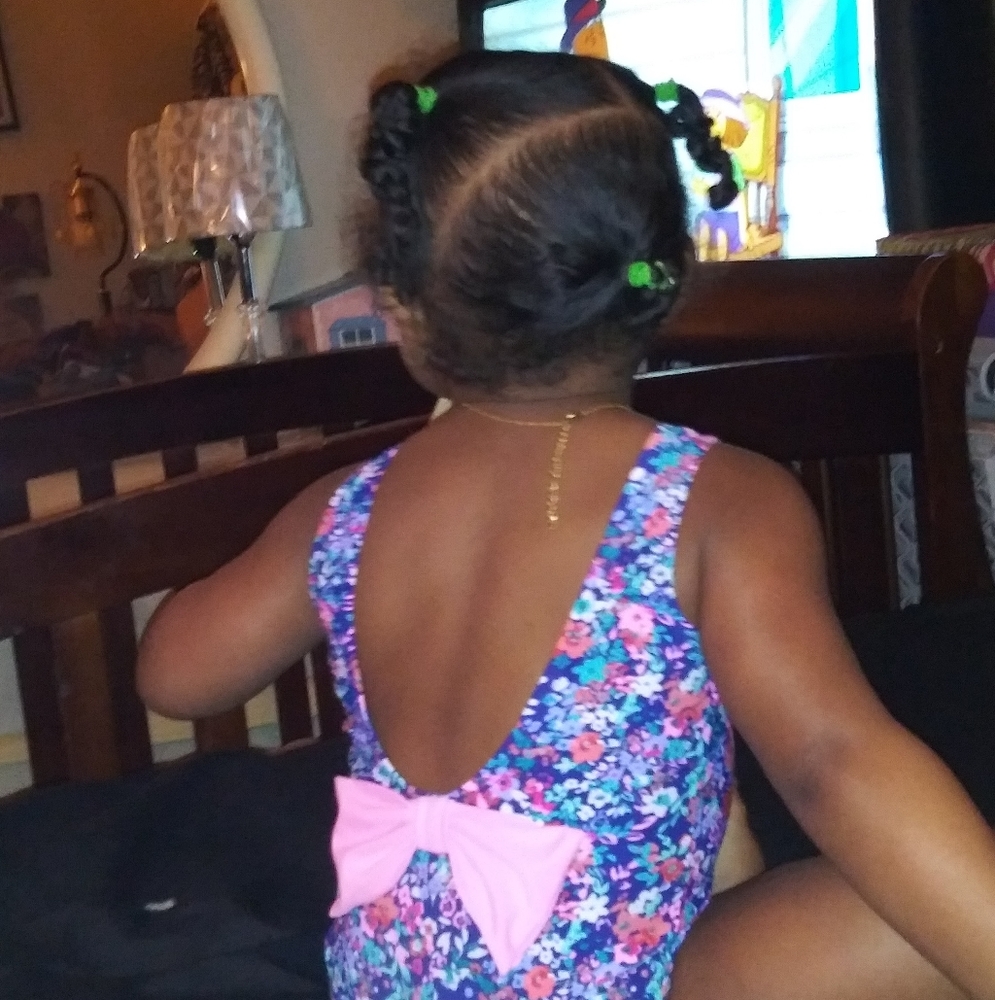 One piece bathing suit - Picture 4 of 4